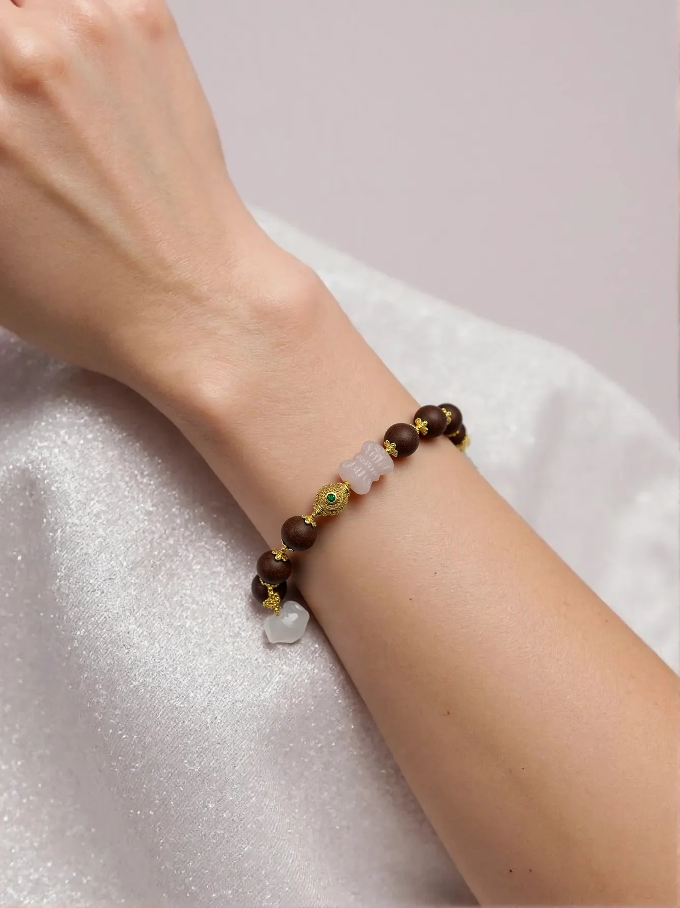 Essence of Azure Qilin Herbal Bead Bracelet
