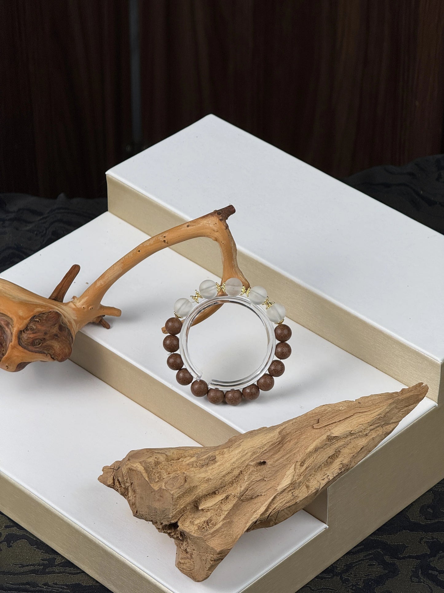 Magnolia Herbal Bead Bracelat
